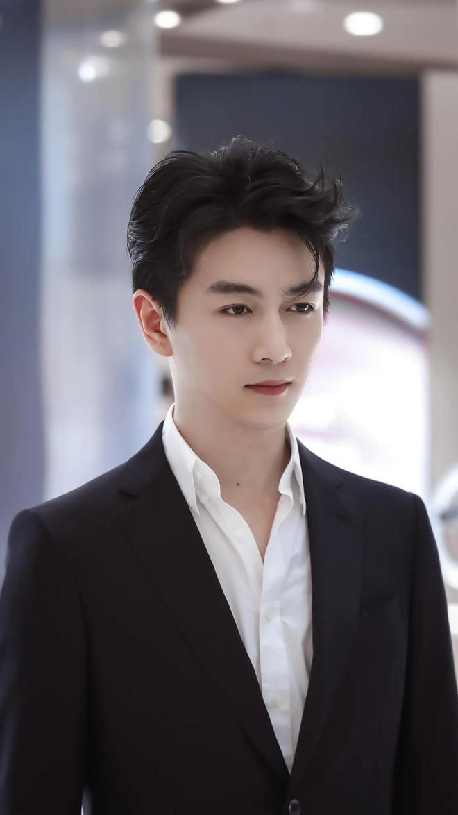 杨幂回顾演出剧经典音乐有哪些_杨幂的经典音乐剧与演出回顾_杨幂出演的音乐专辑