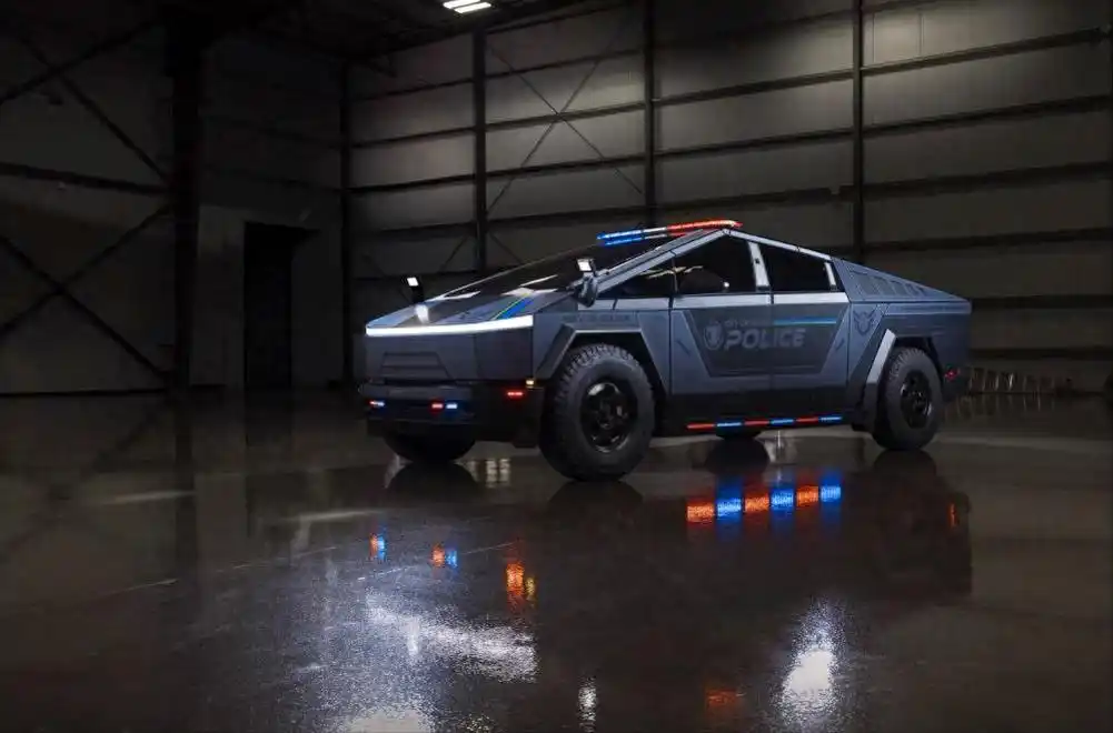 特斯拉Cybertruck警车：创新与争议在汽车与科技交融的世界