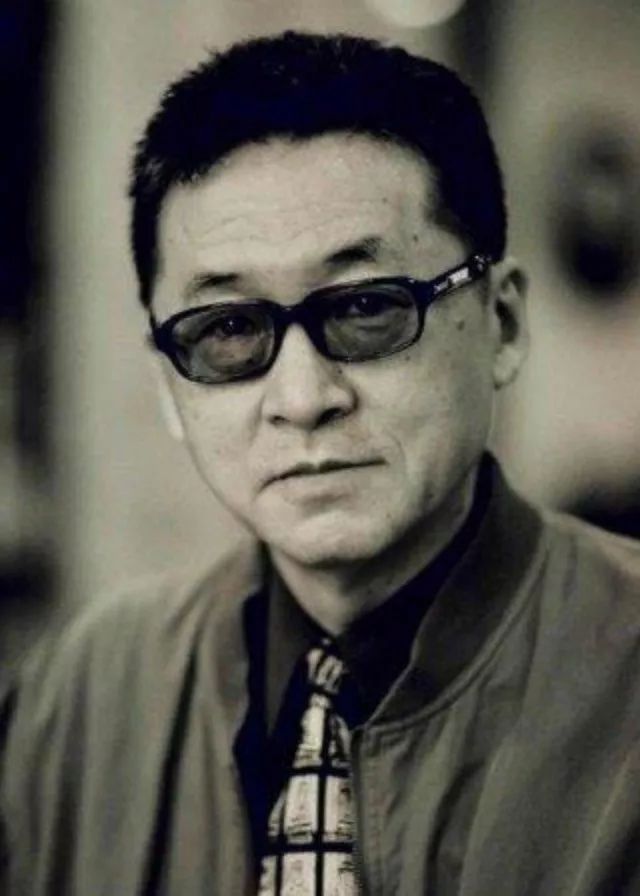 李敖的一生：特立独行的文笔与若即若离的爱情故事